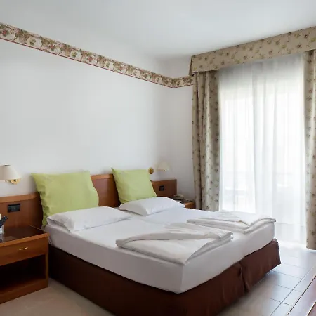 坎帕尼奥拉酒店